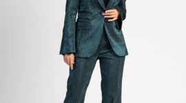 SUKIENKA CZY KOMBINEZON â€“ CO ZAÅOÅ»YÄ† NA DOMOWEGO SYLWESTRA? BIZNES, Konsument - WiÄ™kszoÅ›Ä‡ osÃ³b tegorocznego Sylwestra spÄ™dzi w domowym zaciszu z rodzinÄ… lub garstkÄ… przyjaciÃ³Å‚.