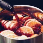 Przepisy na zimowe drinki, ktÃ³re rozgrzejÄ… kaÅ¼dego