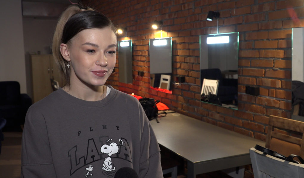 Zuza Jablonska: Niedawno wydalam m?j debiutancki album. Jezeli wszystko wr?ci do normy, moi fani moga spodziec? sie malej trasy koncertowej