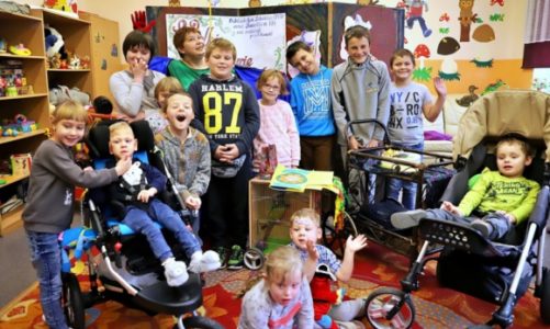 Nieoczekiwane wsparcie dla szkoÅ‚y ze SkarÅ¼yska-Kamiennej