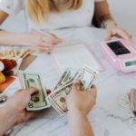 Finanse w zwiÄ…zku, czyli czy potrafimy rozmawiaÄ‡ ze swojÄ… â€ždrugÄ… poÅ‚Ã³wkÄ…â€ o pieniÄ…dzach?