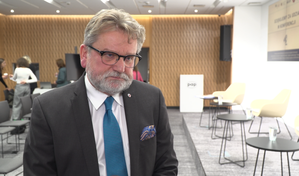 Szczepienia wÅ›rÃ³d mÅ‚odych ludzi bÄ™dÄ… kluczowe dla przebiegu czwartej fali COVID-19. To oni stanowiÄ… najwiÄ™ksze ryzyko przenoszenia wirusa